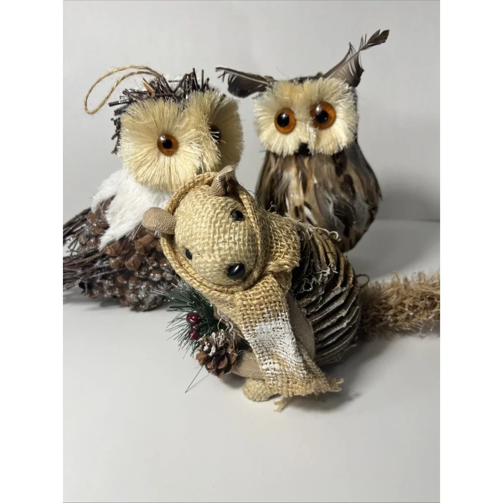 2 Realistic Horned Owl Bird Figures Feathers Natural RUSTIC 1 Squirrel Bundled